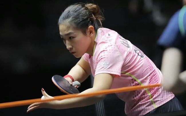 它背后是中 它背后是中