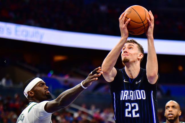 该校通过引 该校通过引